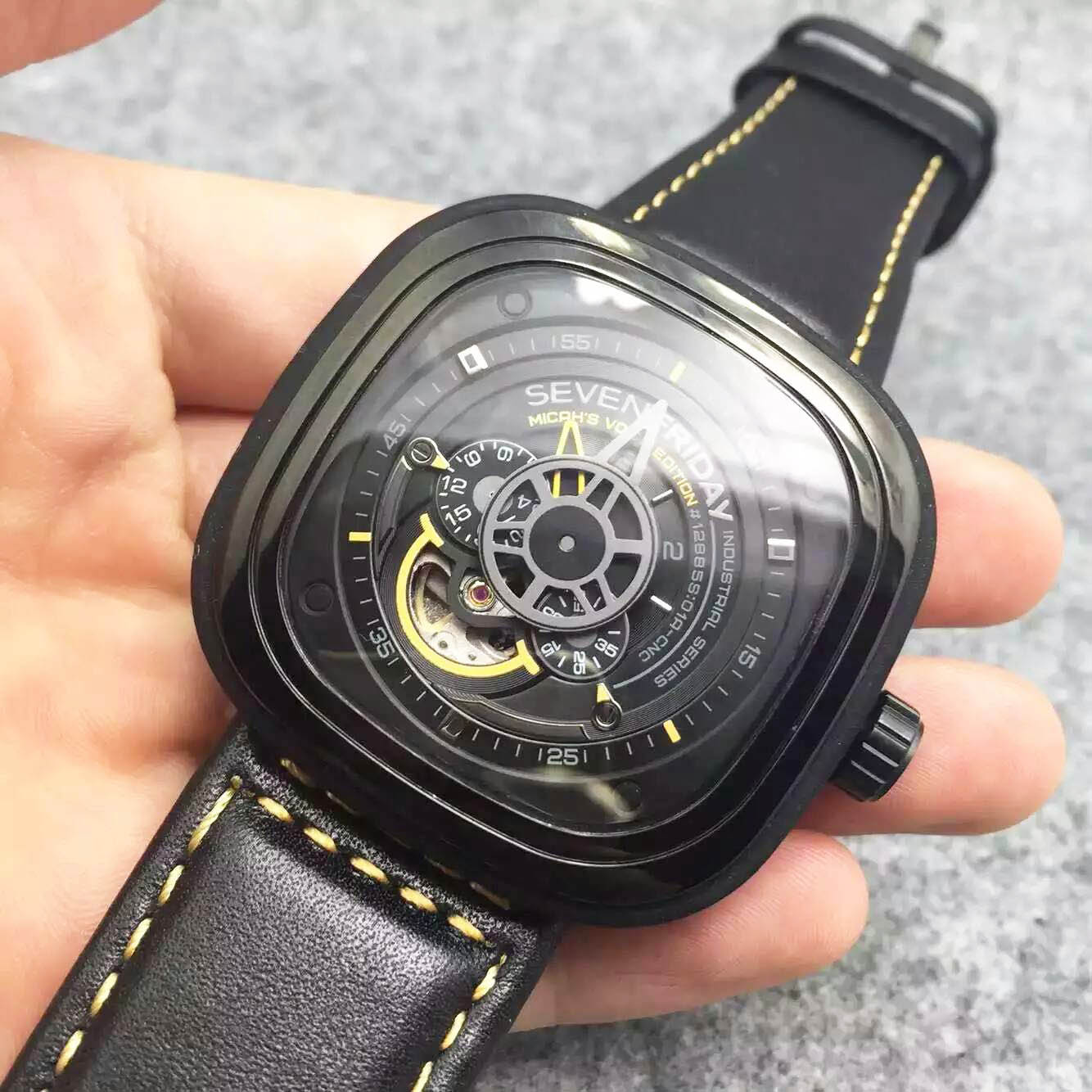 3ASevenFriday渦輪全自動方形自動機械錶 至爆款工業元素十足 