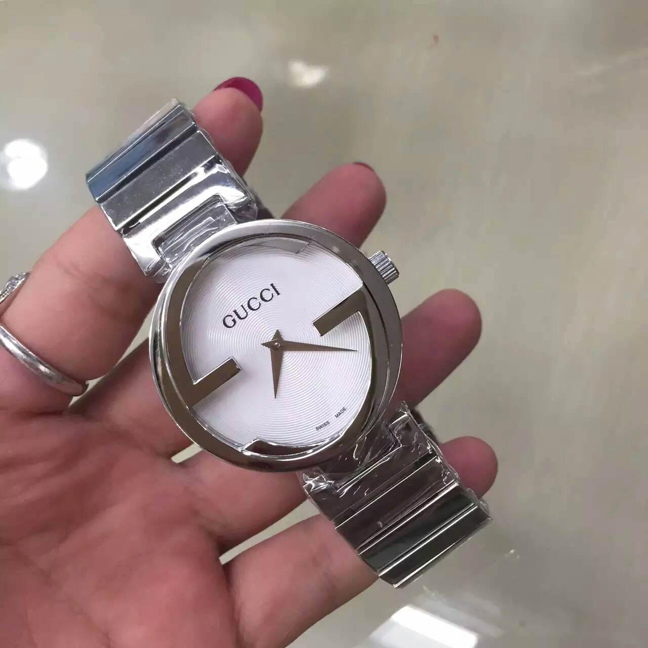 3A古馳 Gucci 專利殼形設計雙G系列2針 古馳專利殼形設計