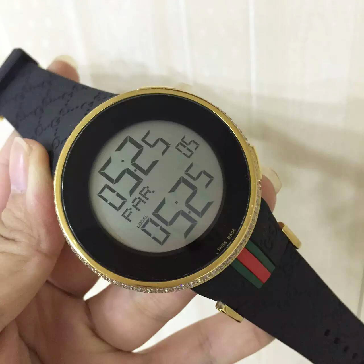 3A古馳 Gucci 電子顯示款搭載原裝機芯 1比1復刻 熱門腕錶 推薦