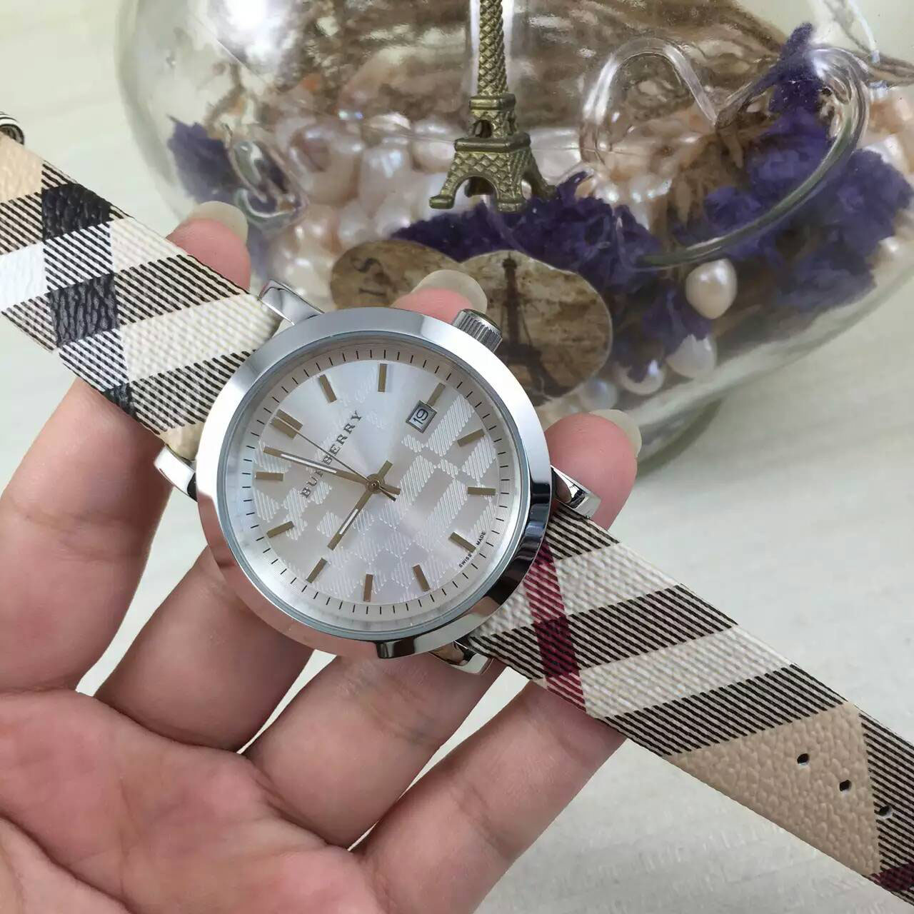 3A博柏利 Burberry 新款獨家首發搭載進口石英機芯 原裝針扣 直徑約38mm 火爆款式